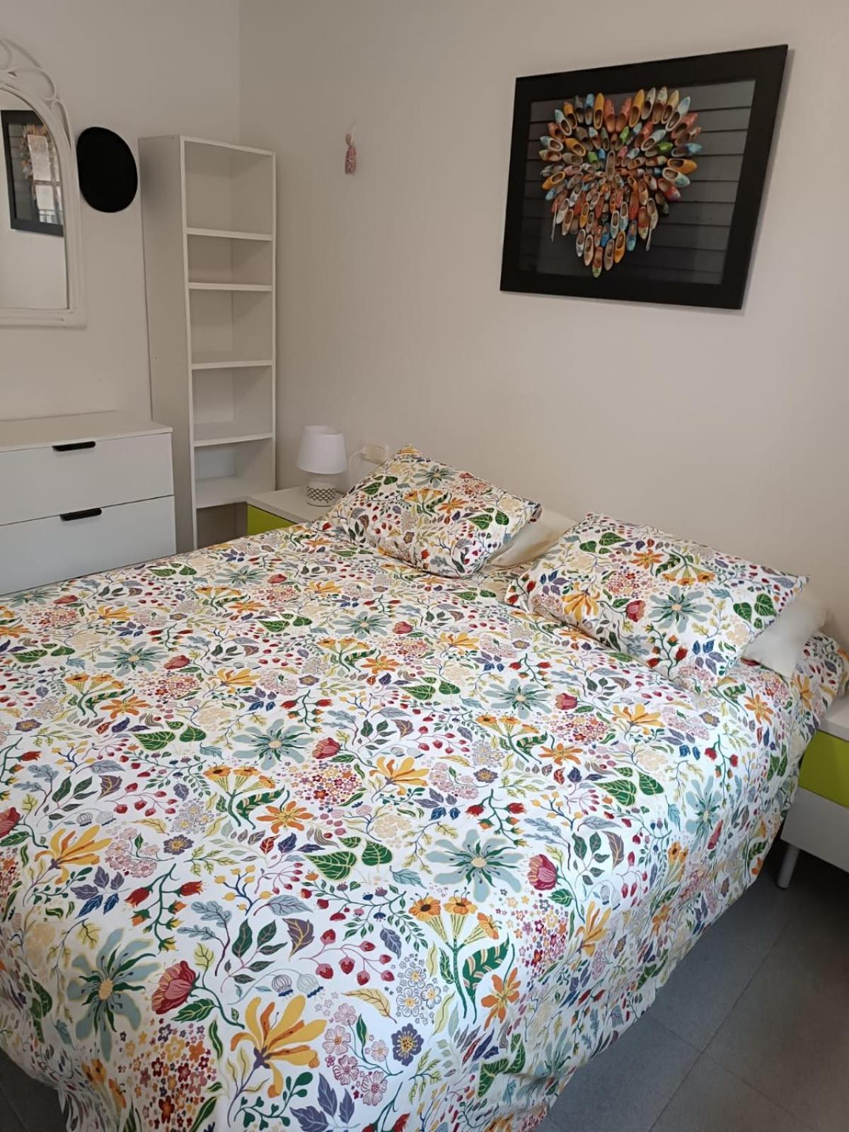 Residencia Alhambra Los Cisnes Torrevieja Pokoj fotografie